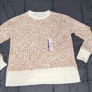 Time and Tru Off-White Knit Sweater